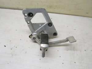 platine avant droite suzuki gsxf 1100 1987 1993 gv72c