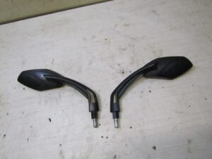 jeu de retroviseurs adaptable suzuki gsr 600 2006 2011