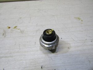 sonde pression d huile honda 600 hornet pc32a 1998 2001