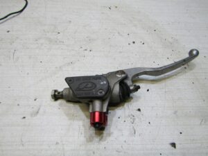 maitre cylindre de frein avant beta rr 50 sm 2021 2025 |
