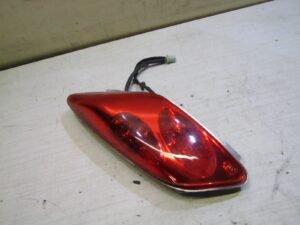feu arriere gauche yamaha x-max 125 2006-2009