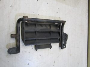 SUPPORT DE RESERVOIR HUILE GAUCHE AVEC GRILLE yamaha dtr 125 1989 2004