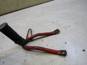 platine de repose pieds arriere droite yamaha dtr 125 1989 2004