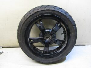 roue jante arriere peugeot kisbee 4t injection 2020 2025 usure pneu 80 %