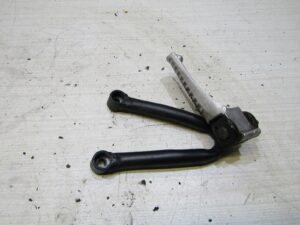 cale pieds avec platine arriere droit beta rr 50 sm 2021 2025 entraxe 70 mn