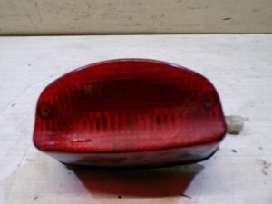 FEU ARRIERE SUZUKI 500 GSE 2001-2007 |