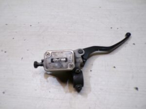 maitre cylindre de frein avant YAMAHA YZF-R 125 (2008 -2013)