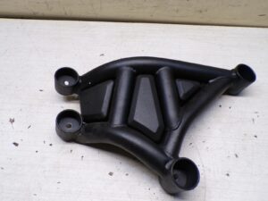 support de carenage gauche magpower biggers 50cc 2021 2026 yg140fmb |