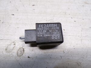 relais centrale clignotante fe246bh Yamaha Virago 125 1997 - 2004 |