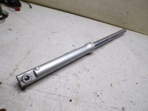 tube de fourche droit tube defaut sur chrome Yamaha Virago 125 1997 - 2004