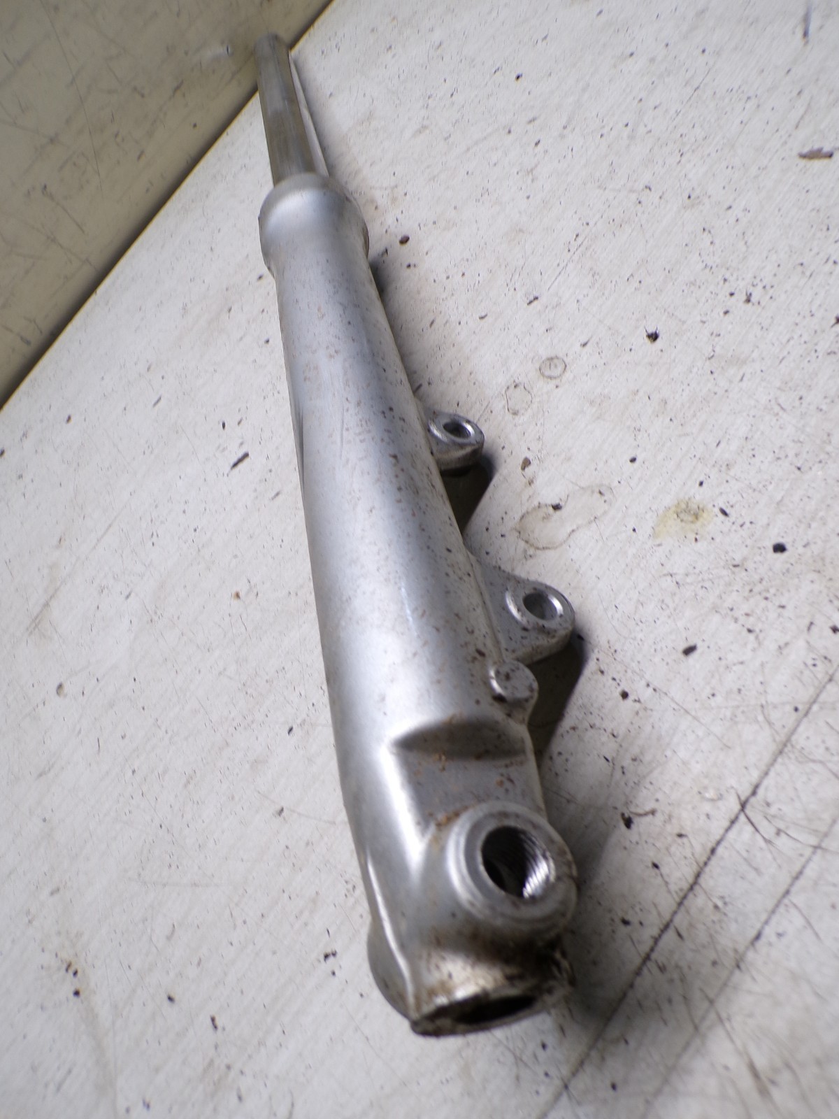 tube de fourche gauche tube defaut sur chrome Yamaha Virago 125 1997 - 2004 – Image 2