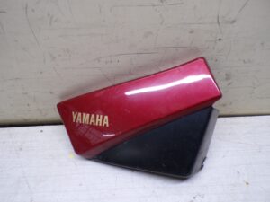 cache laterale droit yamaha sr 125 1999 2002 |