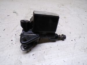 maitre cylindre de frein avant nu HONDA DOMINATOR 650 – 1988/1994 |