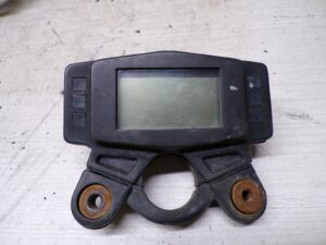 compteur yamaha dtr 50 2004 2013 boitier abimé |