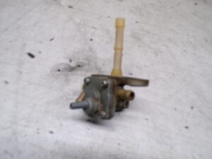 Robinet d'essence carburant origine Suzuki 1100 GSX F GV72C 1991 |