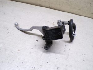 maitre cylindre de frein arriere suzuki burgman 125 2008 2013 |