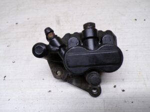 etrier de frein avant piaggio x8 125 2004 2008 |