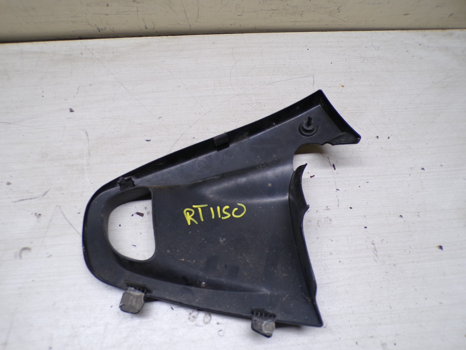 Cache latéral droit bmw R850, R1100, R1150 rt Référence 52532325470 | – Image 2