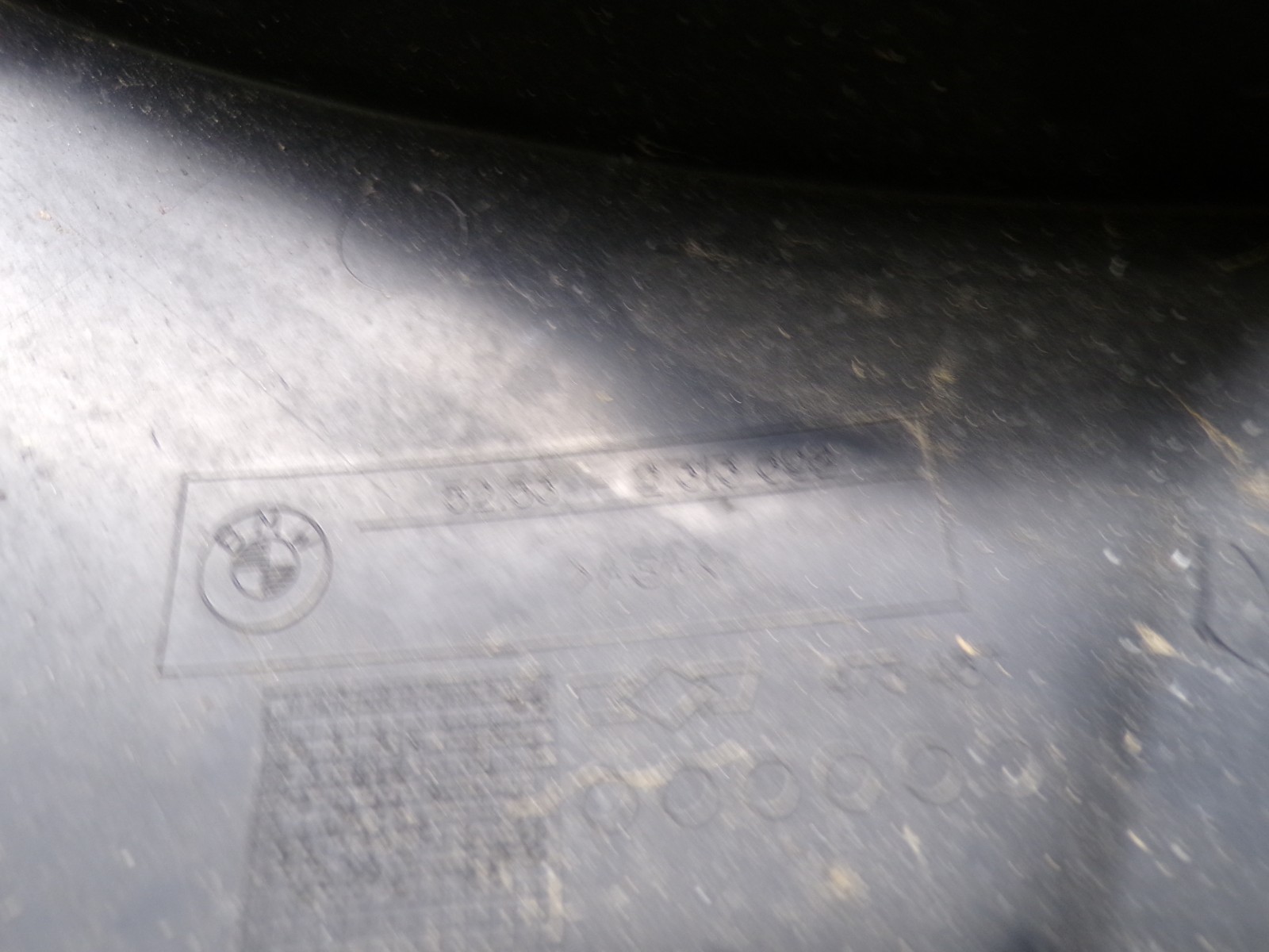 Cache latéral droit bmw R850, R1100, R1150 rt Référence 52532325470 | – Image 3