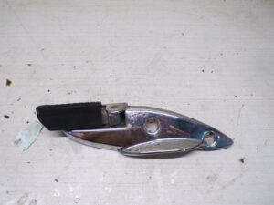 platine de cale pied arriere droit kymco meteorit cruiser 125 1999 2004