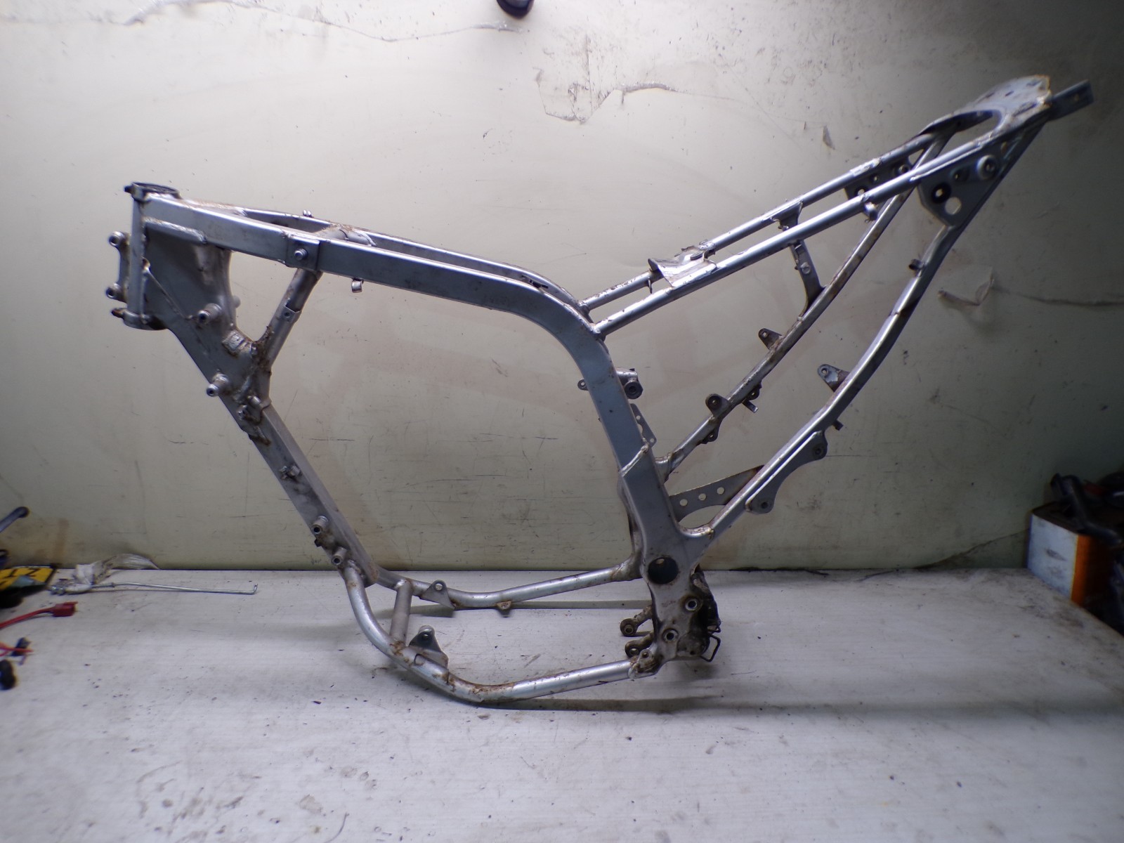 cadre avec cg HONDA XL 600 PD06 TRANSALP 1993 |