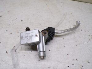 maitre cylindre de frein avant kymco meteorit cruiser 125 1999 2004 |