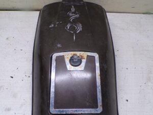 cache carenage centrale sans clefs YAMAHA XVZ 1200 VENTURE 84 86 47 g |