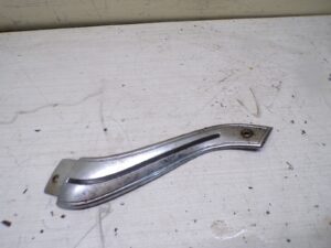 support cache voir photos YAMAHA XVZ 1200 VENTURE 84 86 47 g