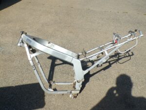 cadre avec carte grise pour Hyosung GT 125 COMET 2004 2005 |
