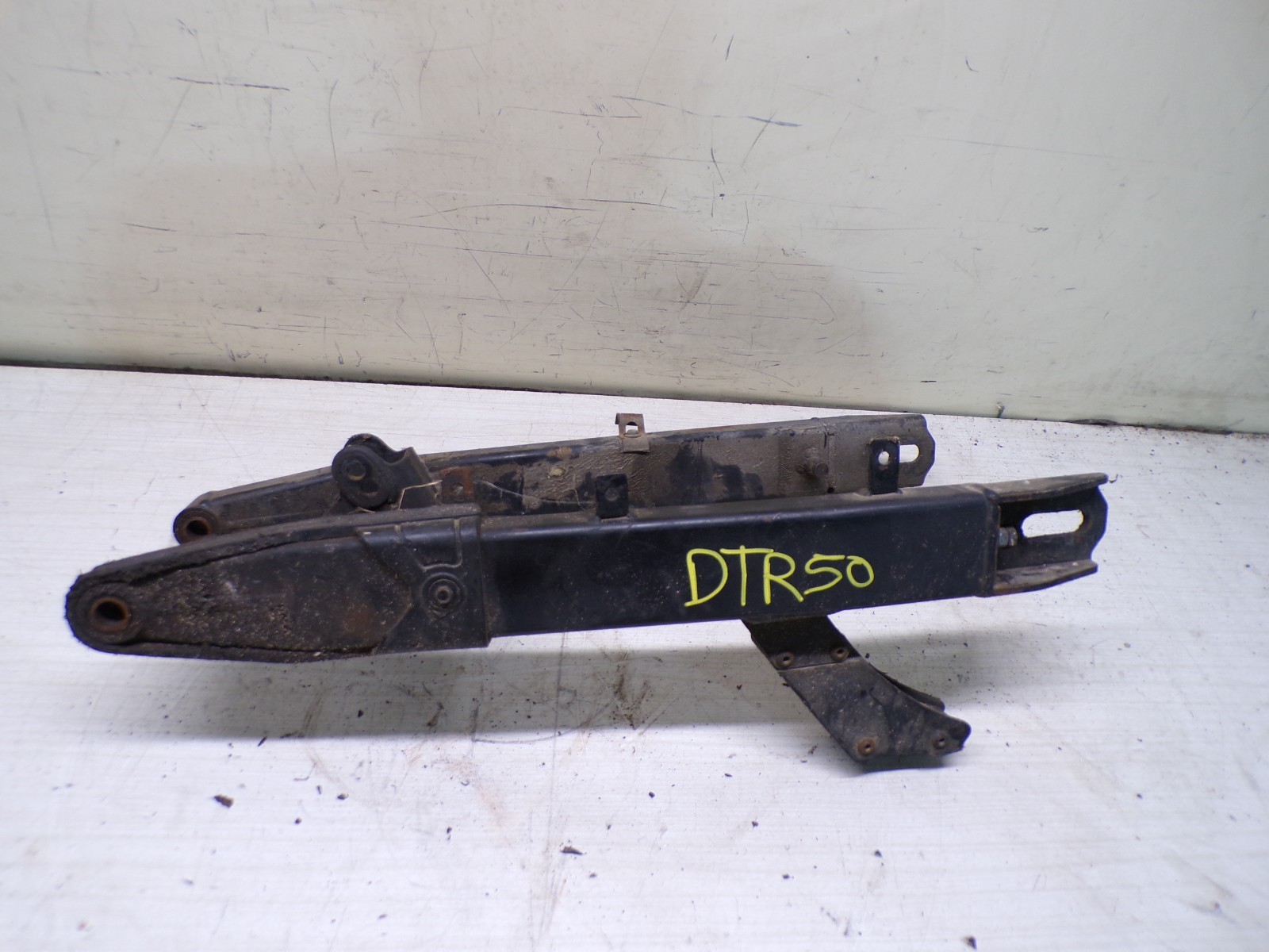 Bras oscillant YAMAHA DT 50 R 2003 2011 |