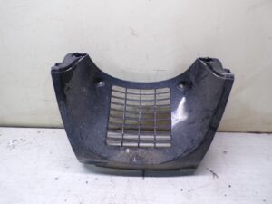 grille avant bas de caisse 1 fixation hs DAELIM S3 Touring 125 (2010 à 2017) |
